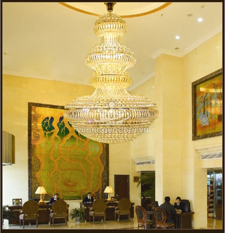 Đèn chùm thủy tinh kích thước lớn treo sảnh khách sạn CM182-5